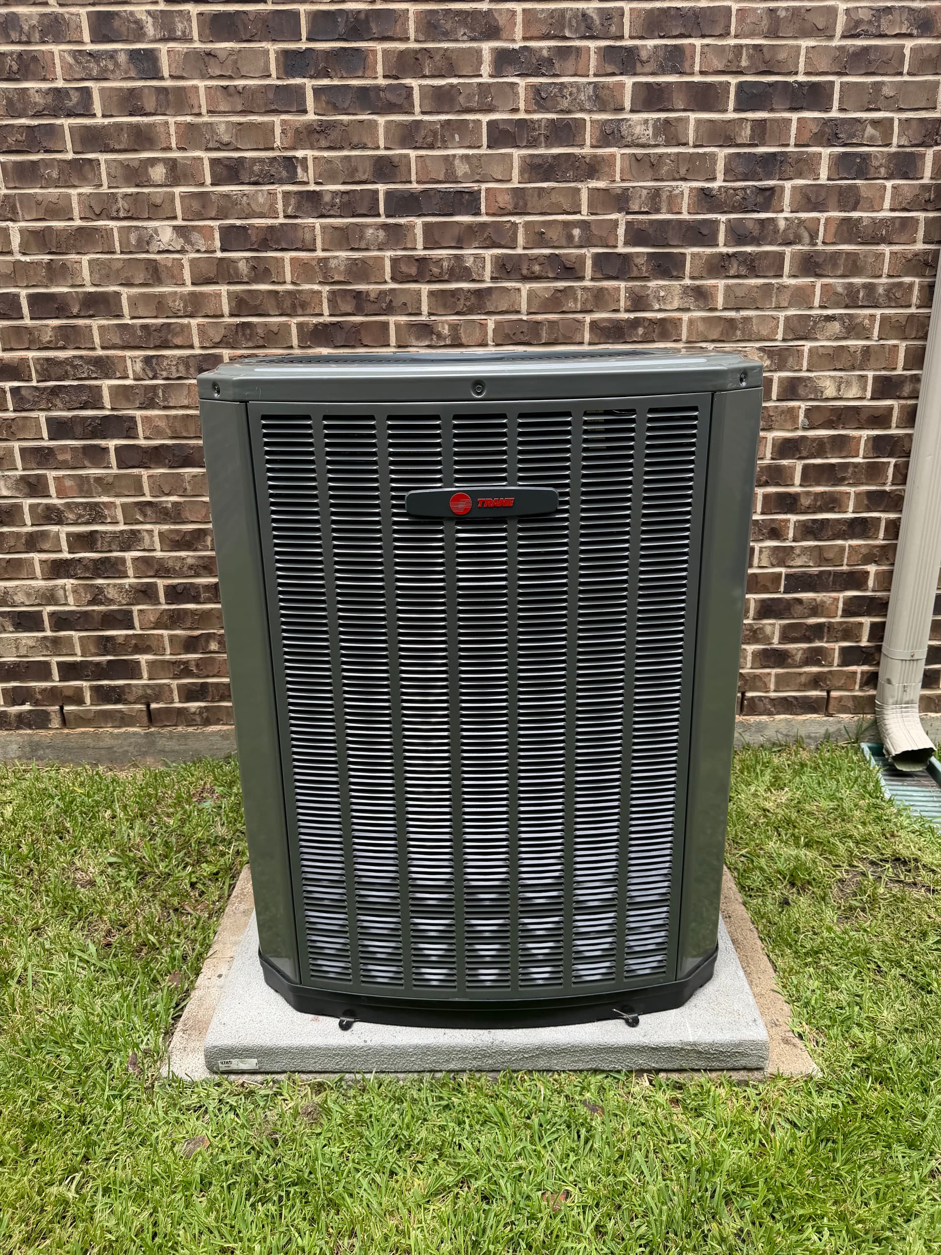 Gallery photos for A 5-Star AC Replacement and a House That Finally Cools Down: Image #1