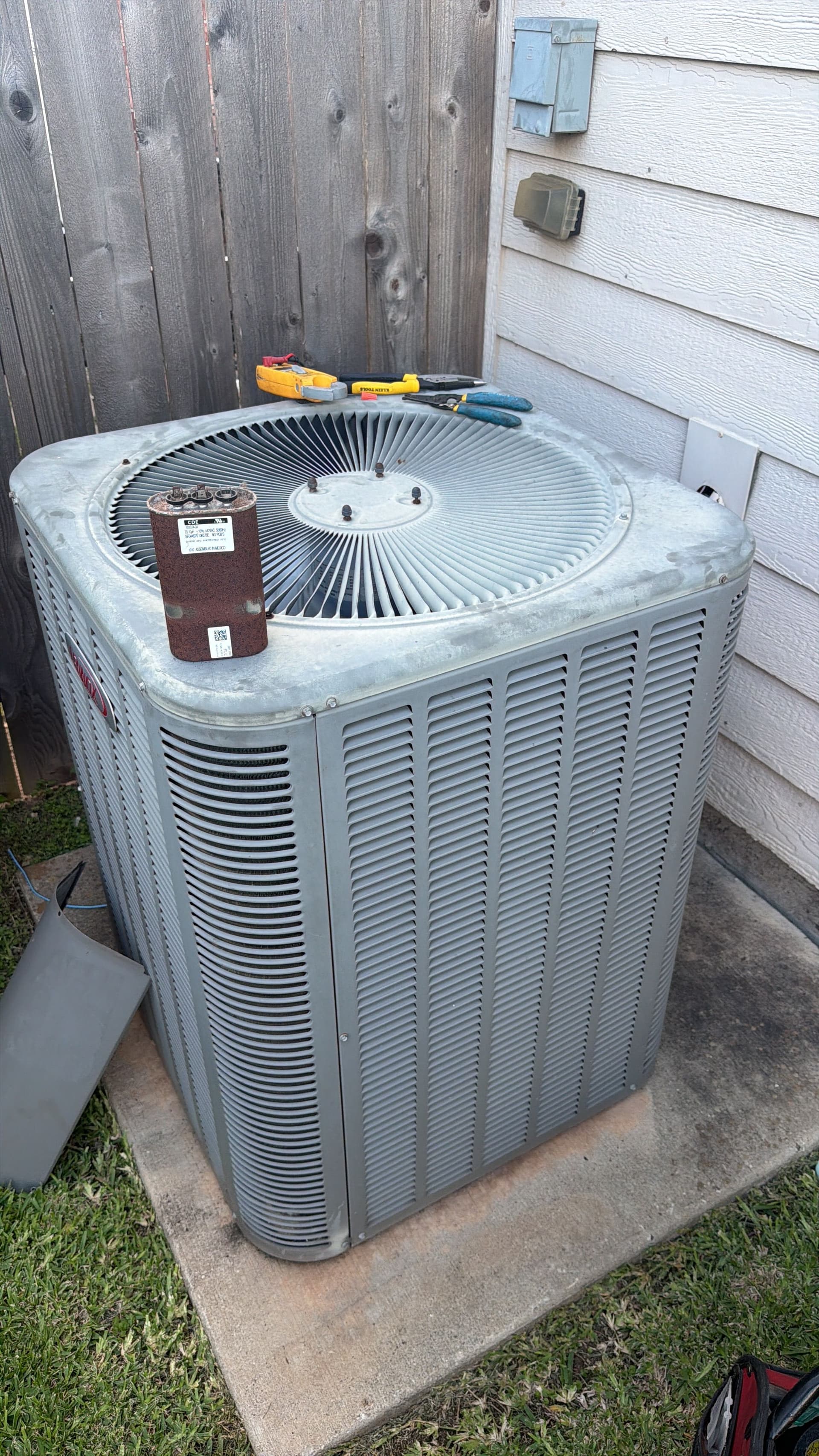 Gallery photos for AC Condenser Repair in Sugar Land Fixed With Capacitor and Hard Start Kit: Image #1