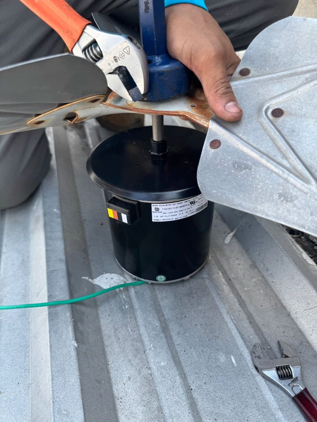 Commercial Fan Motor Replacement for Optimal HVAC Performance