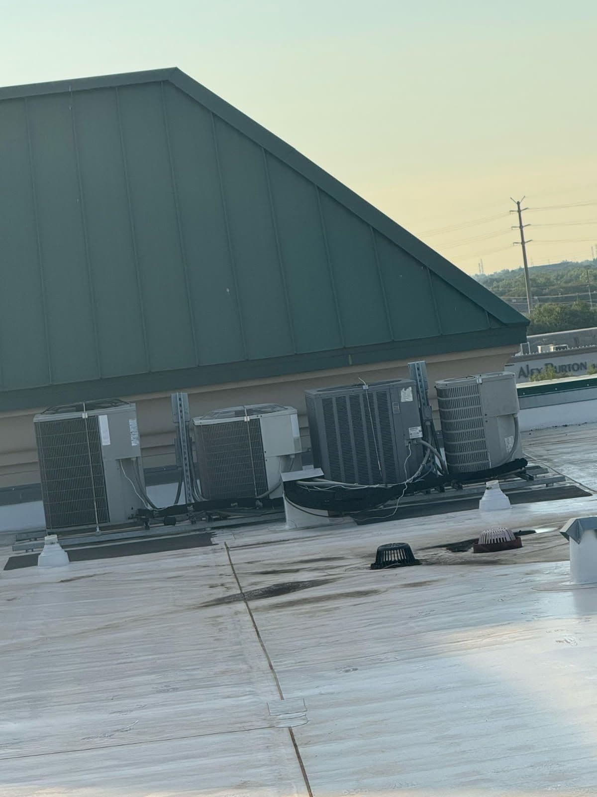 Project Reliable Rooftop AC Service in Sugarland image