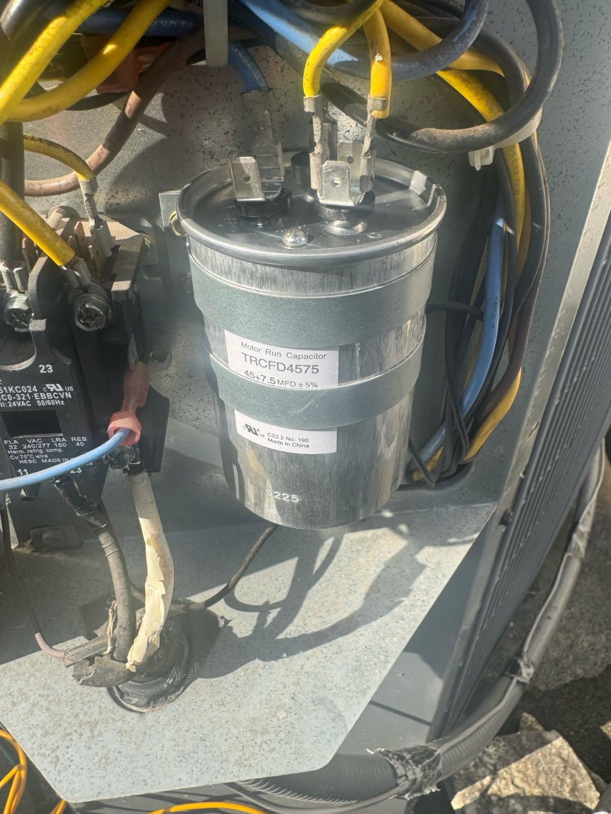 AC Maintenance and Capacitor Replacement for Optimal Performance image